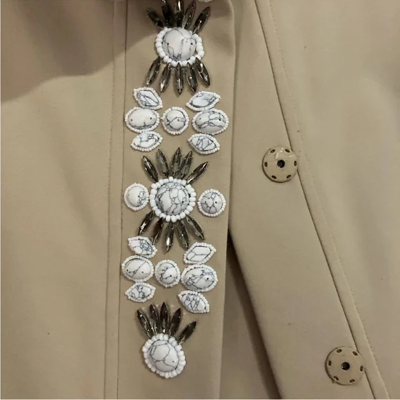 Lovely spring swing coat with Embellished Buttons - Picture 4 of 6